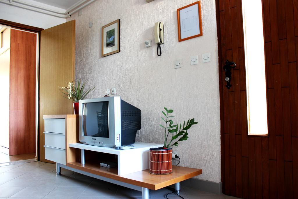 Apartments Cavae Romanae เมดูลิน ภายนอก รูปภาพ