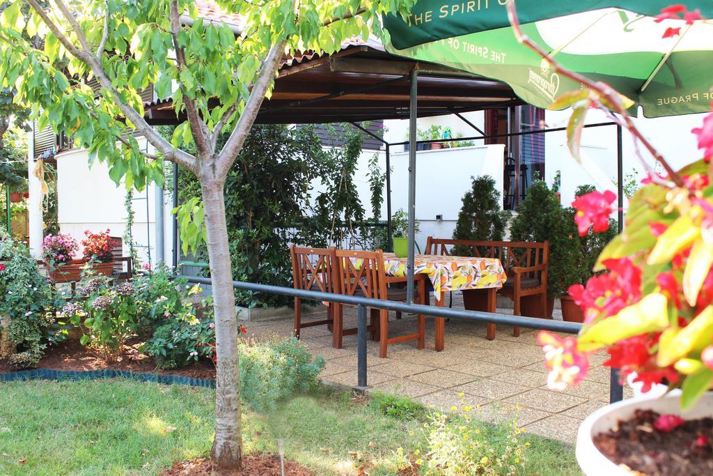 Apartments Cavae Romanae เมดูลิน ภายนอก รูปภาพ